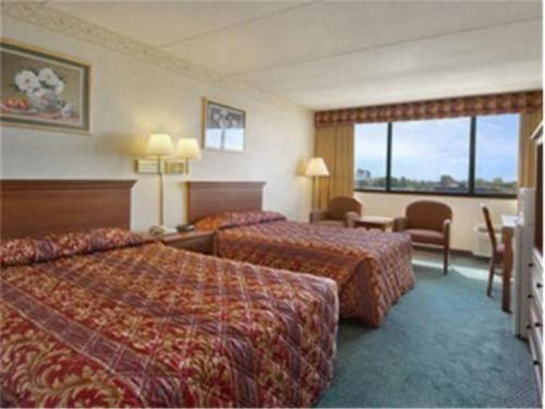 Stratford Hotel And Conference Center Habitación foto